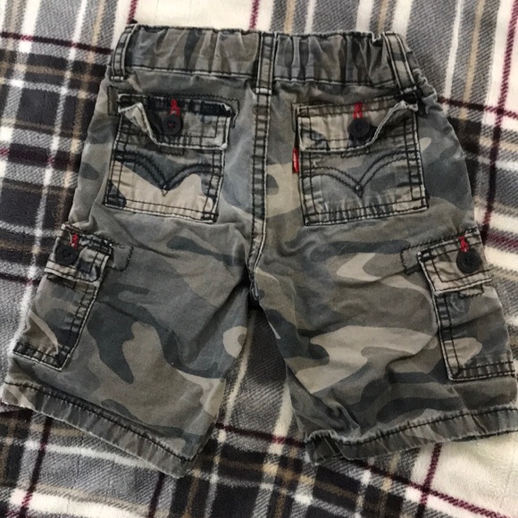 Boys Levi’s - Picture 2 of 2